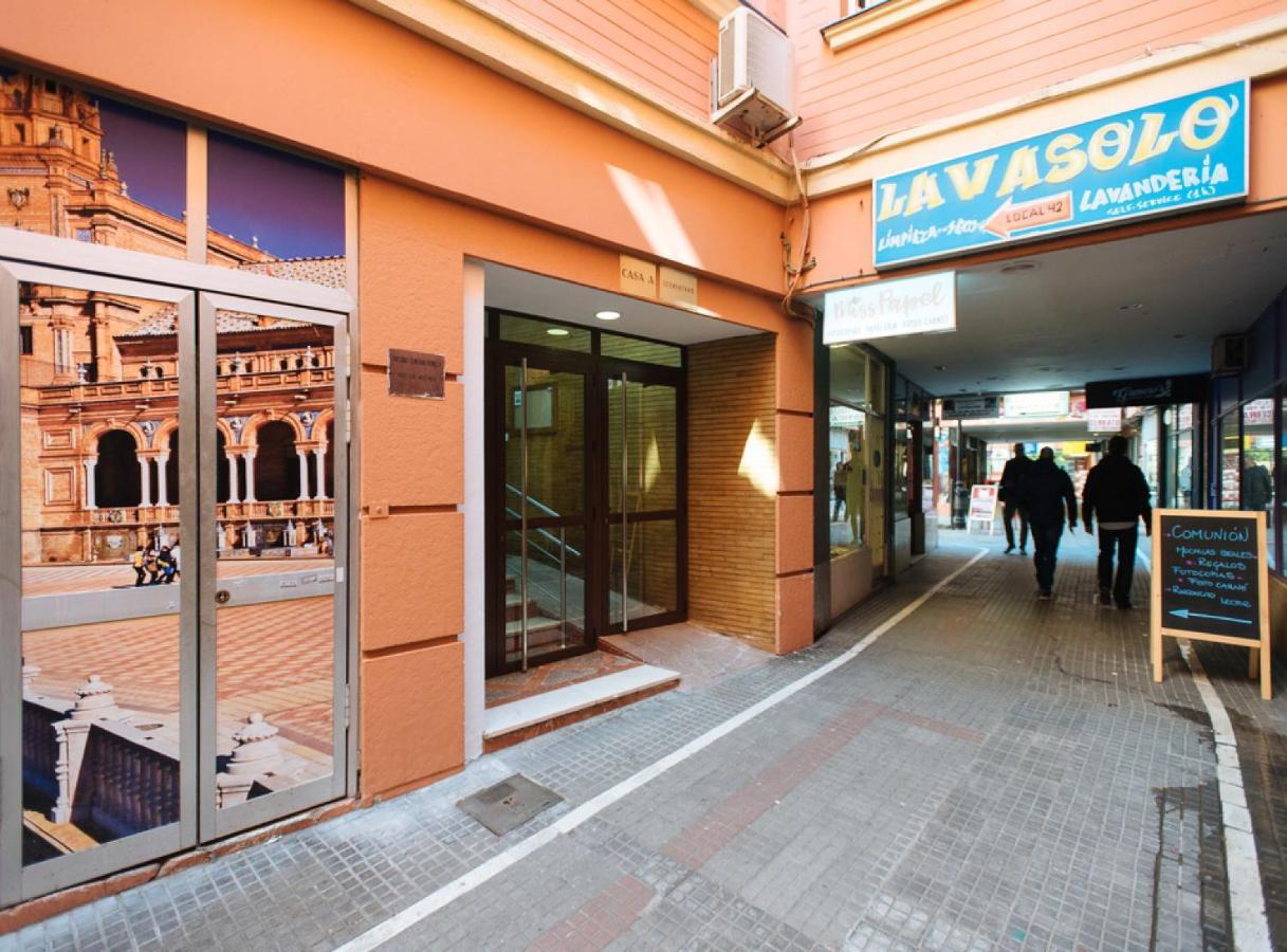 Azahares Suite Apartment, Seville